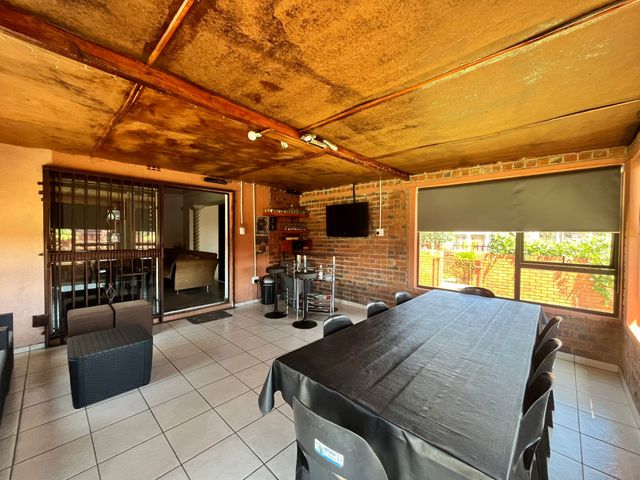 3 Bedroom Property for Sale in Lenasia South Gauteng