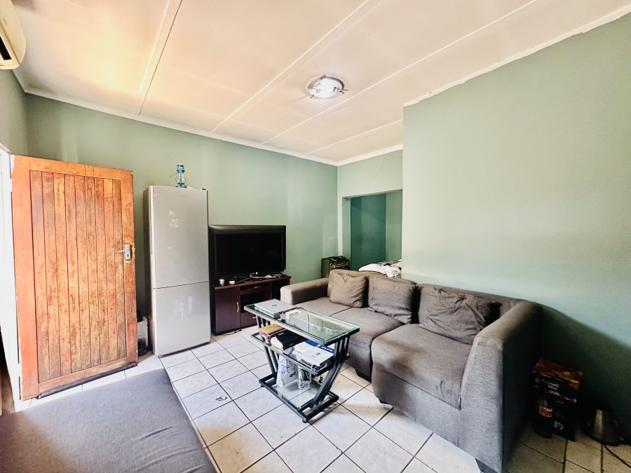 7 Bedroom Property for Sale in Rosettenville Gauteng