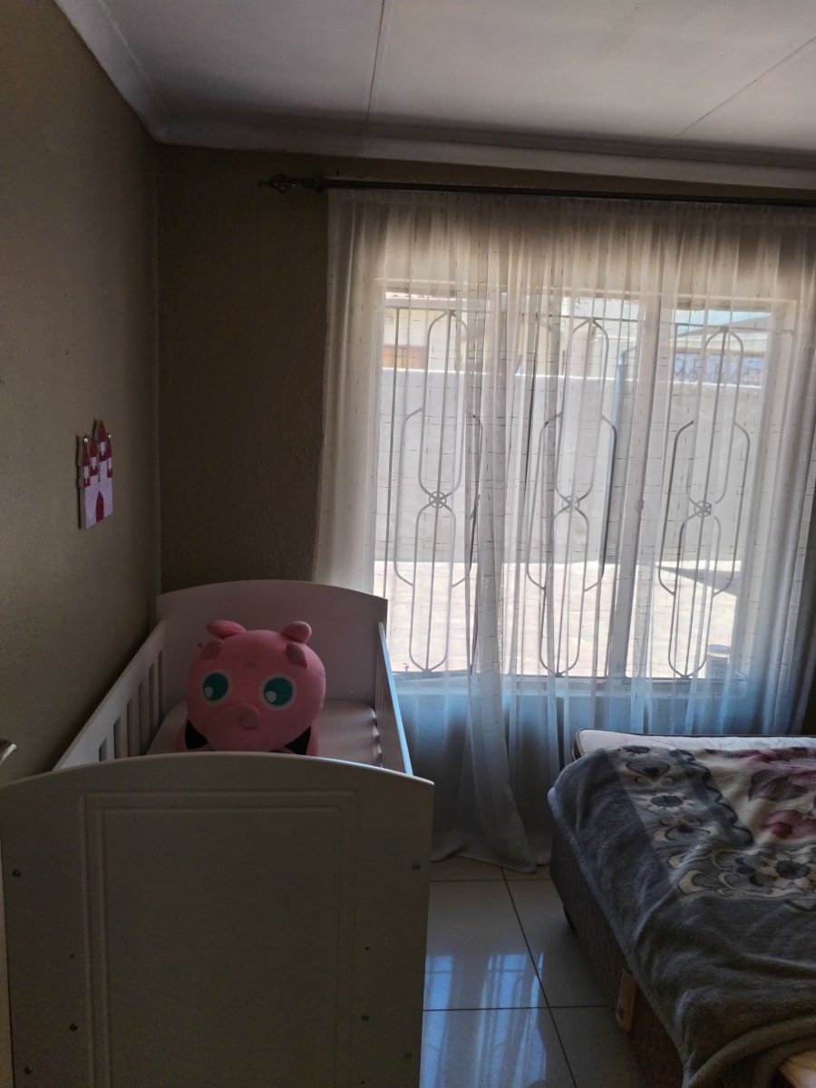 To Let 3 Bedroom Property for Rent in Vosloorus Gauteng