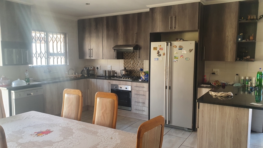 3 Bedroom Property for Sale in New Redruth Gauteng