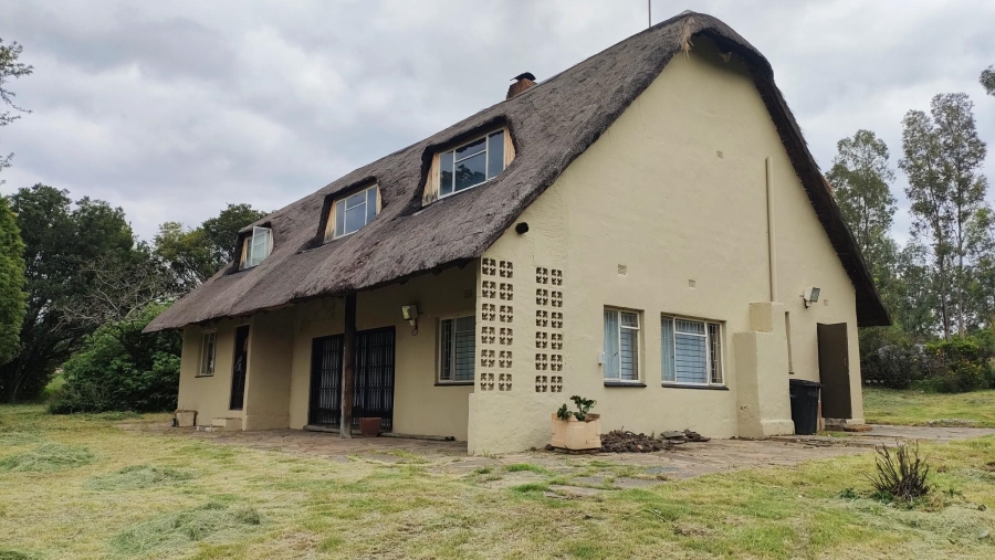 5 Bedroom Property for Sale in Honeydew Gauteng