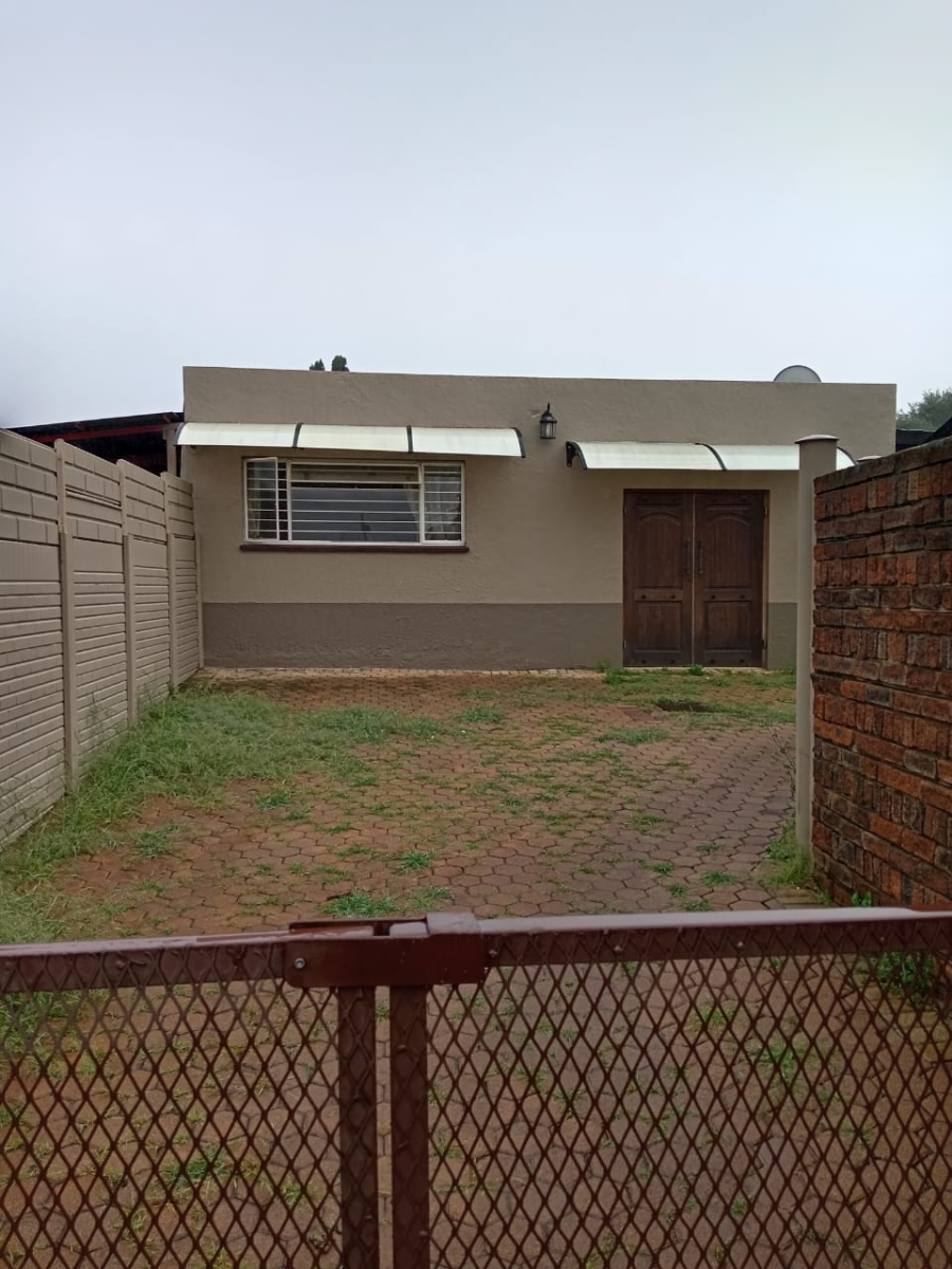 3 Bedroom Property for Sale in Lewisham Gauteng