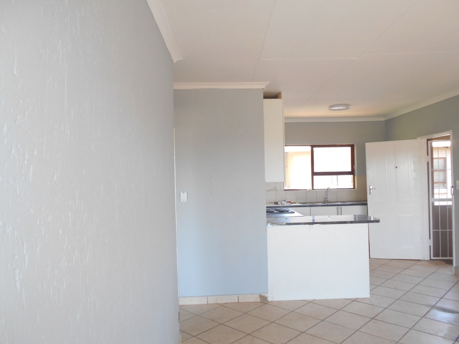 To Let 2 Bedroom Property for Rent in Eveleigh Gauteng