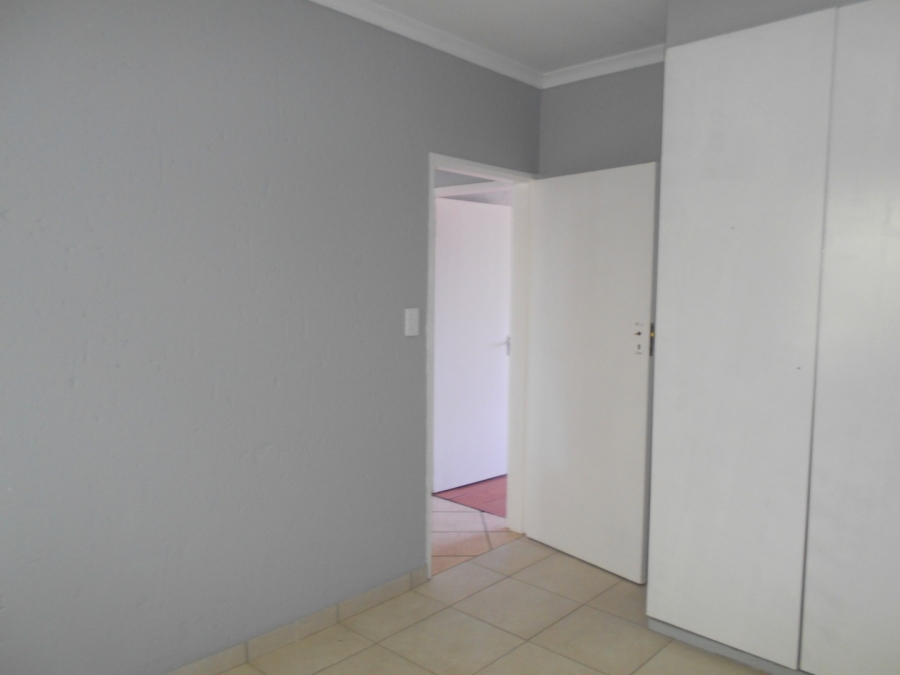 To Let 2 Bedroom Property for Rent in Eveleigh Gauteng