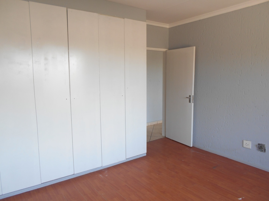 To Let 2 Bedroom Property for Rent in Eveleigh Gauteng