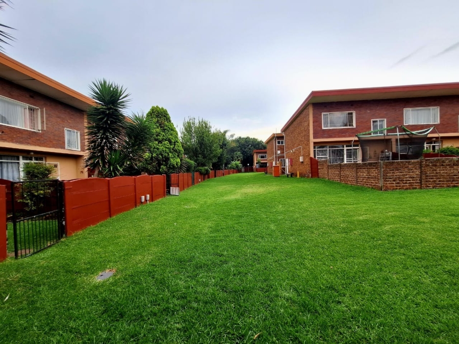 2 Bedroom Property for Sale in Witfield Gauteng