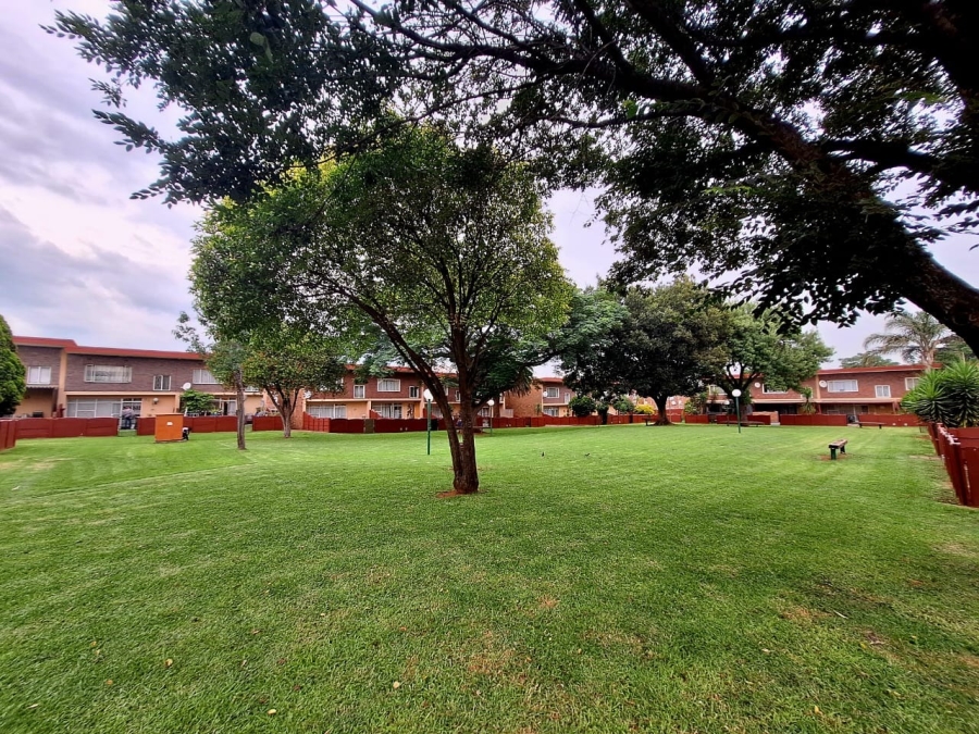 2 Bedroom Property for Sale in Witfield Gauteng