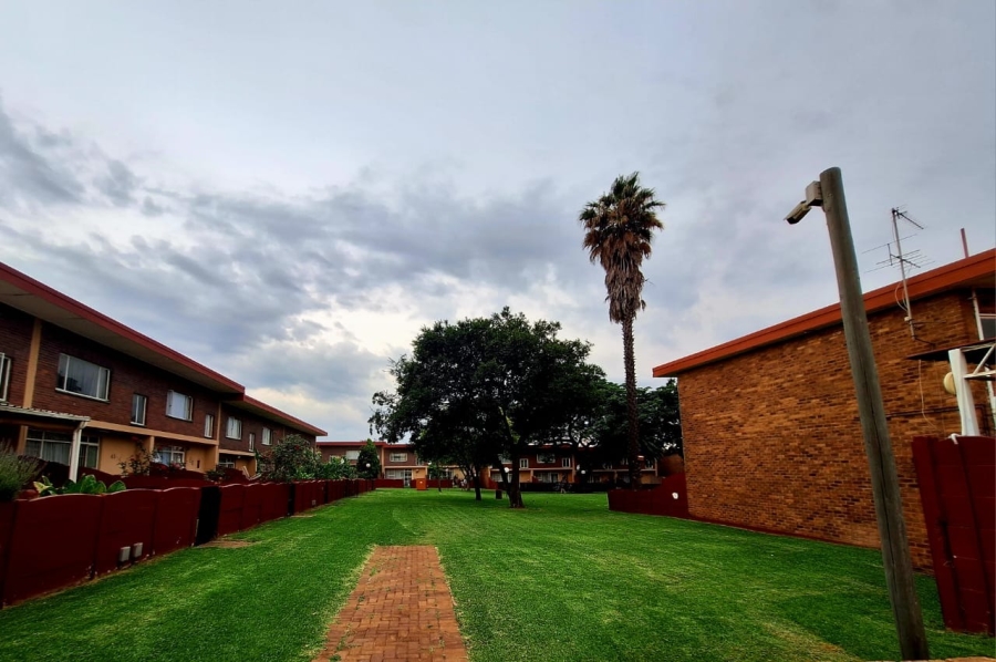 2 Bedroom Property for Sale in Witfield Gauteng