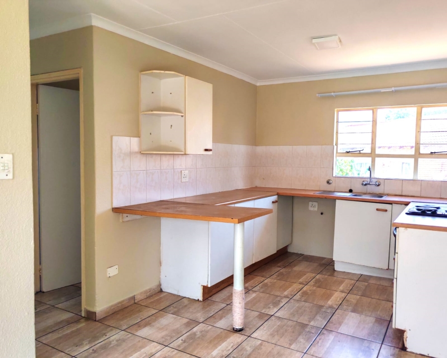 3 Bedroom Property for Sale in Mindalore North Gauteng