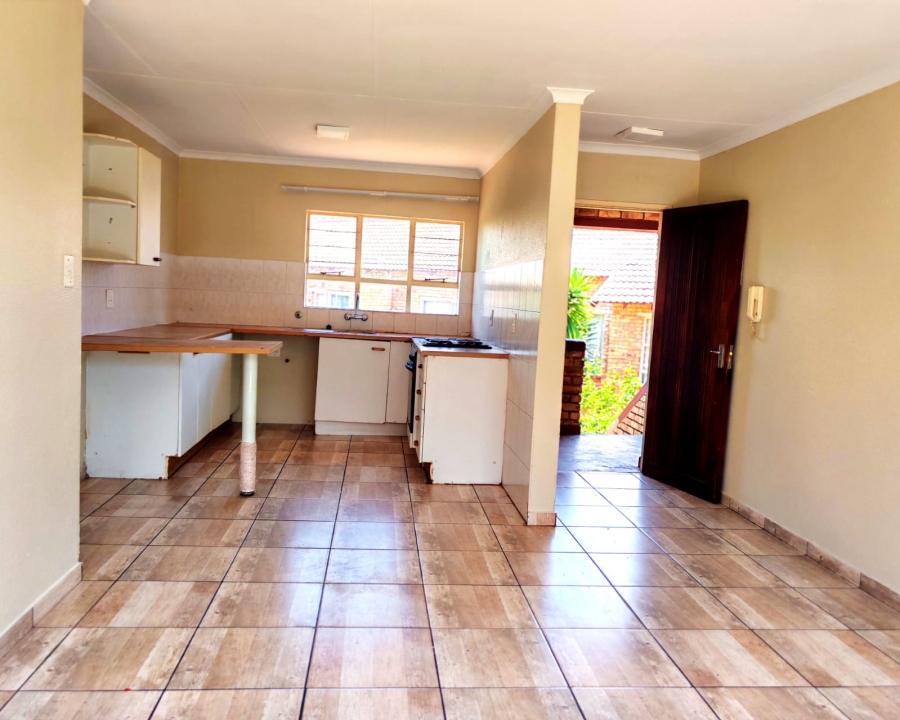 3 Bedroom Property for Sale in Mindalore North Gauteng