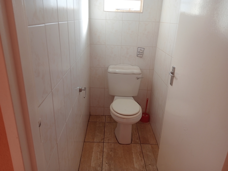 To Let 3 Bedroom Property for Rent in Mindalore Gauteng