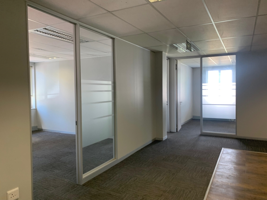 To Let commercial Property for Rent in Wierda Valley Gauteng