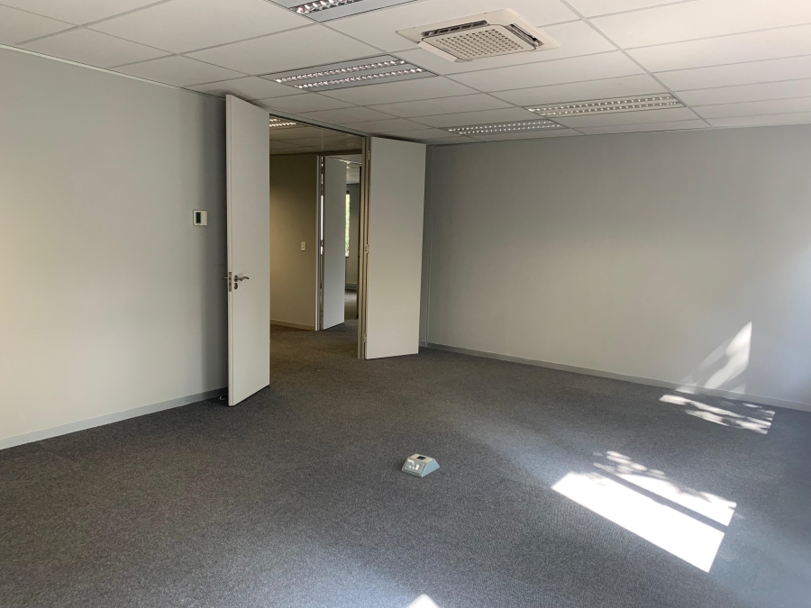 To Let commercial Property for Rent in Wierda Valley Gauteng