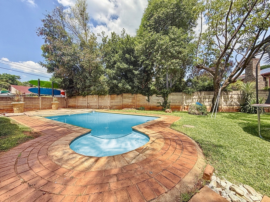 4 Bedroom Property for Sale in Wonderboom Gauteng