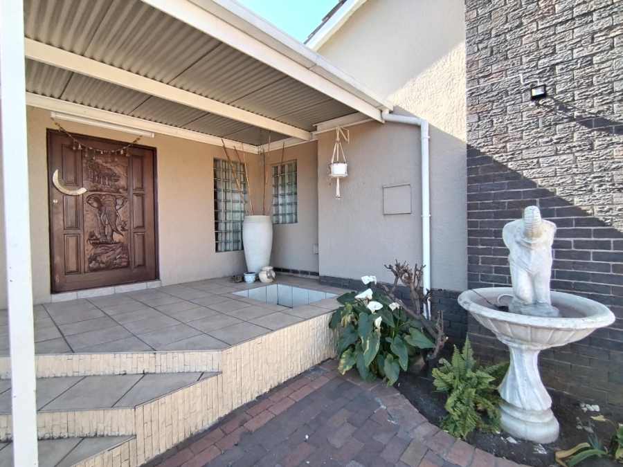 4 Bedroom Property for Sale in Eastleigh Gauteng