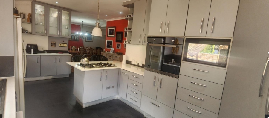 4 Bedroom Property for Sale in Eastleigh Gauteng