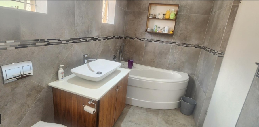 4 Bedroom Property for Sale in Eastleigh Gauteng