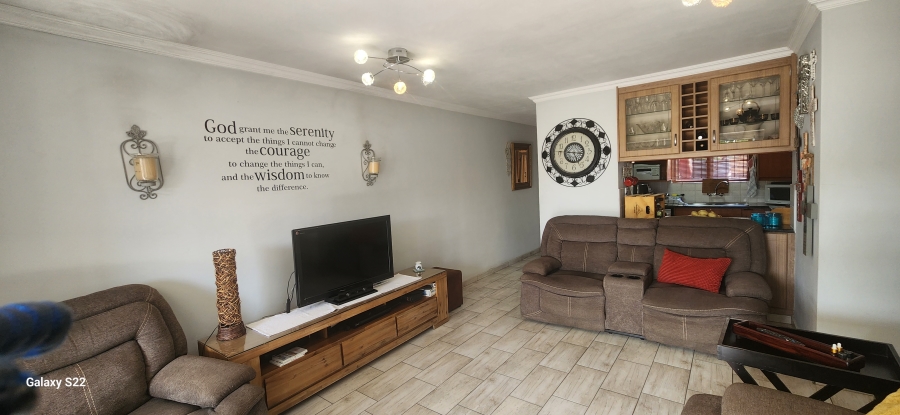 2 Bedroom Property for Sale in Meyersdal Gauteng