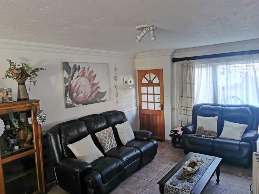 3 Bedroom Property for Sale in South Crest Gauteng