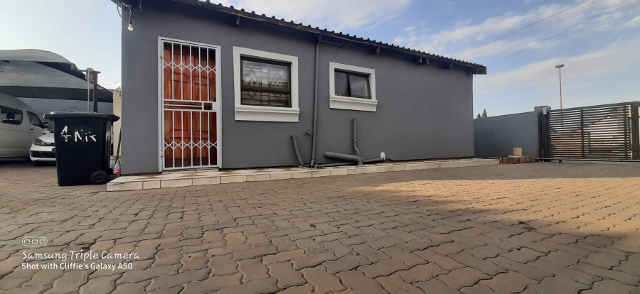 2 Bedroom Property for Sale in Tokoza Ext 2 Gauteng