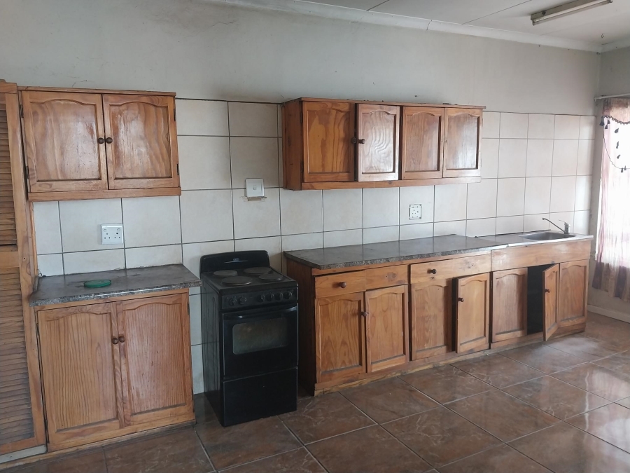 9 Bedroom Property for Sale in Troyeville Gauteng