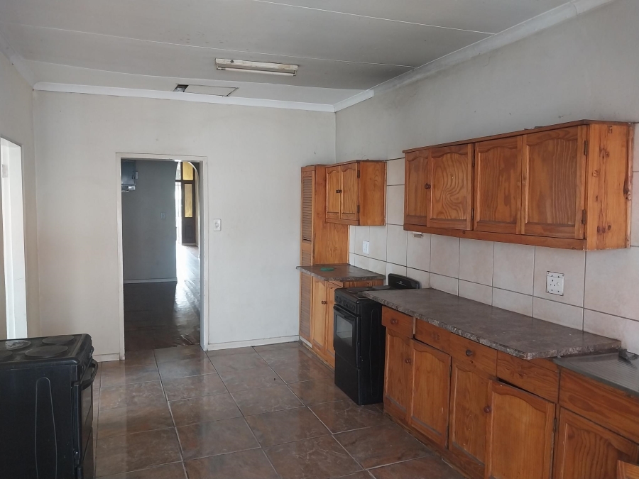 9 Bedroom Property for Sale in Troyeville Gauteng