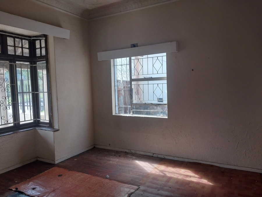 9 Bedroom Property for Sale in Troyeville Gauteng