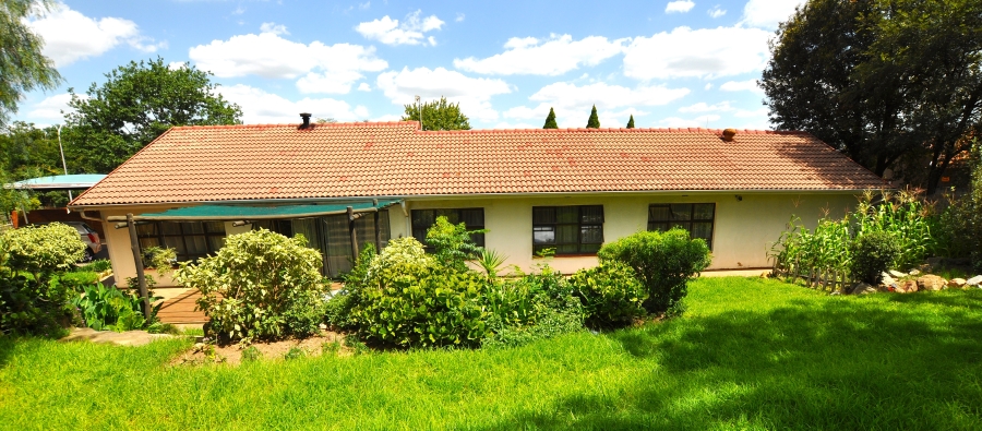 3 Bedroom Property for Sale in Vorna Valley Gauteng