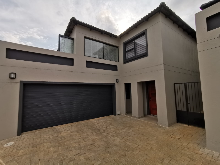 3 Bedroom Property for Sale in Olympus Ridge Gauteng