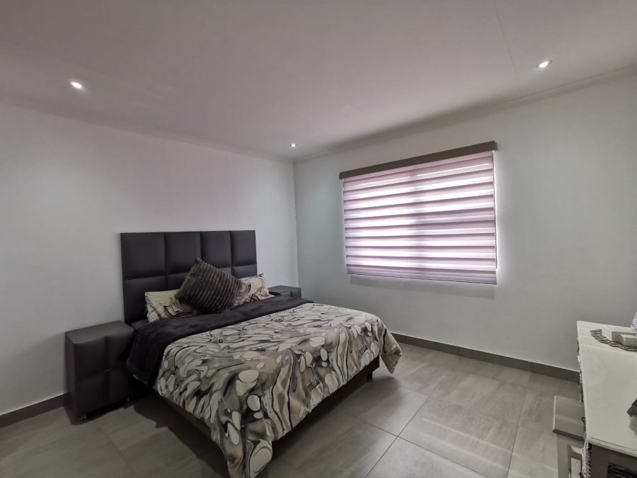 3 Bedroom Property for Sale in Olympus Ridge Gauteng