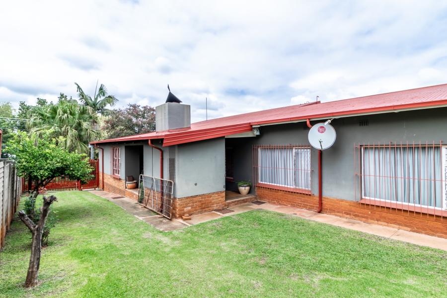 4 Bedroom Property for Sale in Rietfontein Gauteng