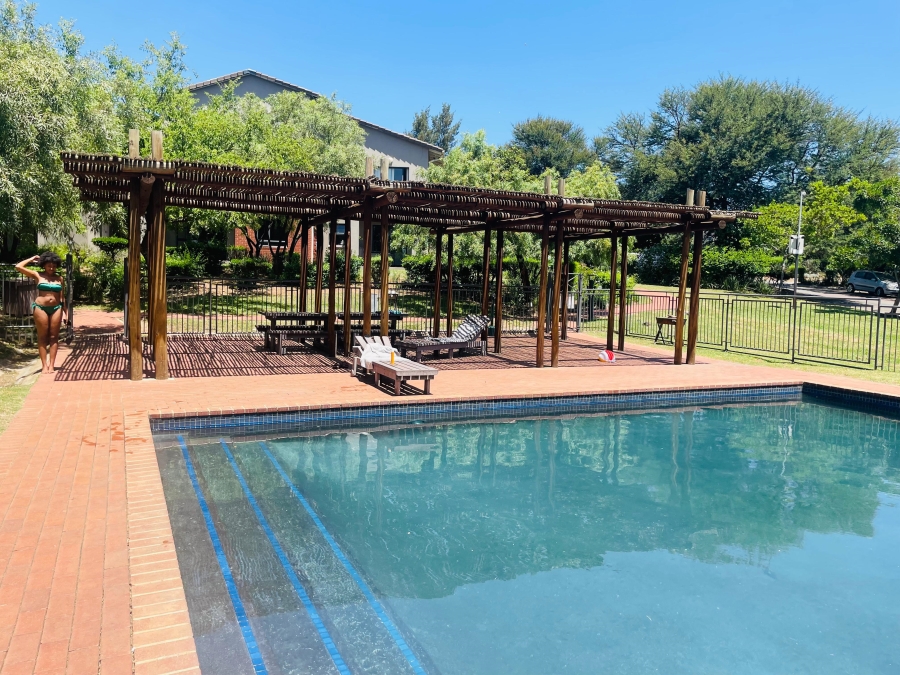 1 Bedroom Property for Sale in Jackal Creek Golf Estate Gauteng