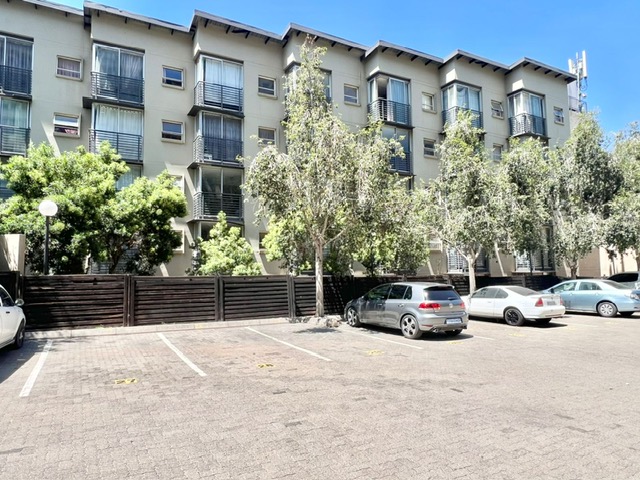 To Let 1 Bedroom Property for Rent in Braamfontein Gauteng