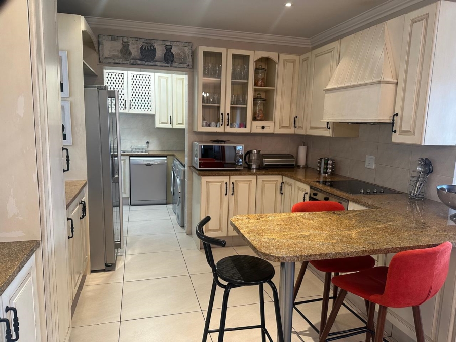 3 Bedroom Property for Sale in Marais Steyn Park Gauteng