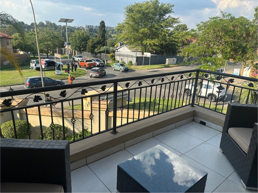 3 Bedroom Property for Sale in Marais Steyn Park Gauteng