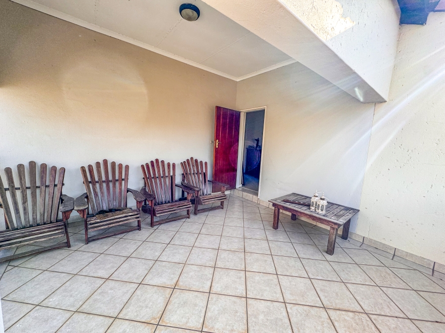 To Let 1 Bedroom Property for Rent in Oukraal Estate Gauteng