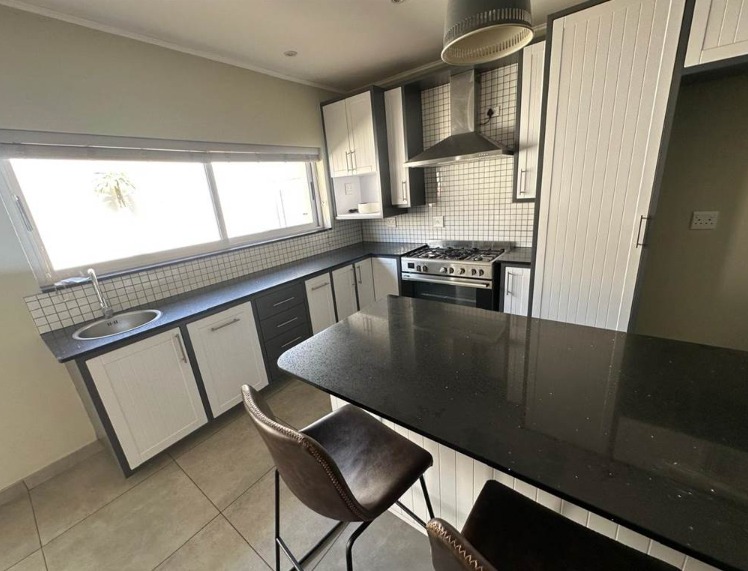 To Let 3 Bedroom Property for Rent in Waterkloof Gauteng