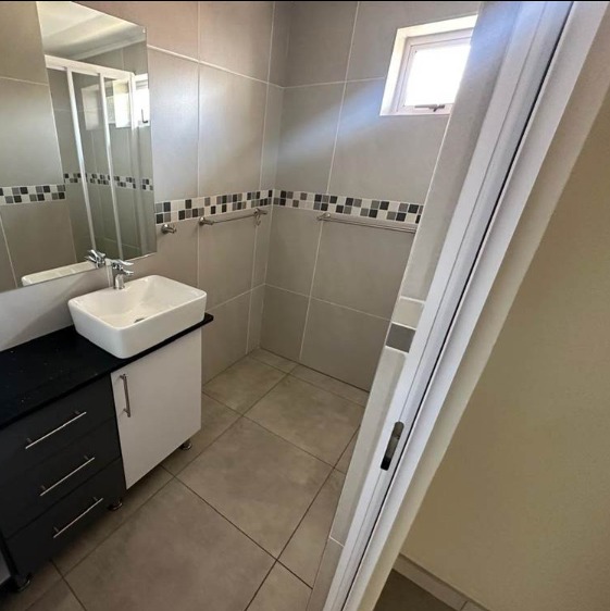 To Let 3 Bedroom Property for Rent in Waterkloof Gauteng