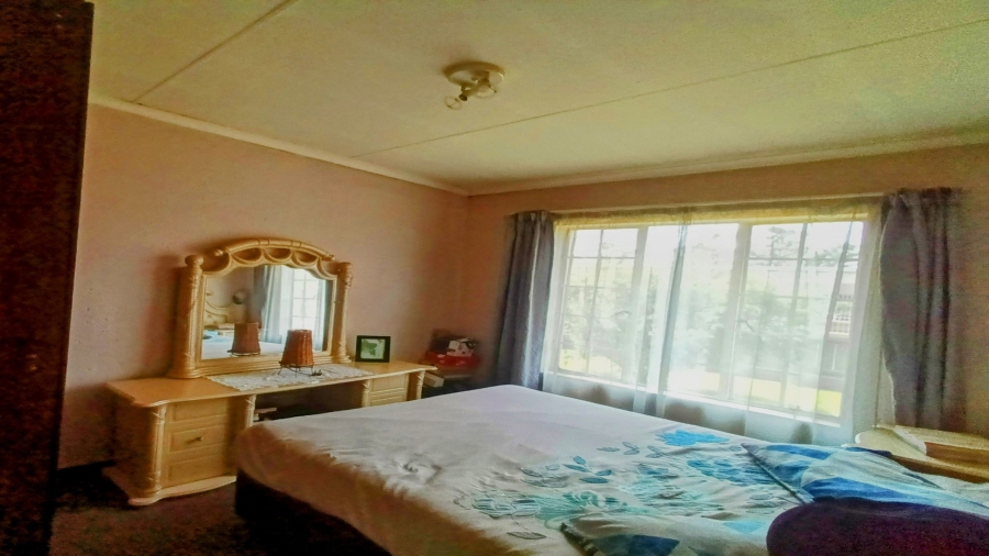 2 Bedroom Property for Sale in Norton Home Estate AH Gauteng