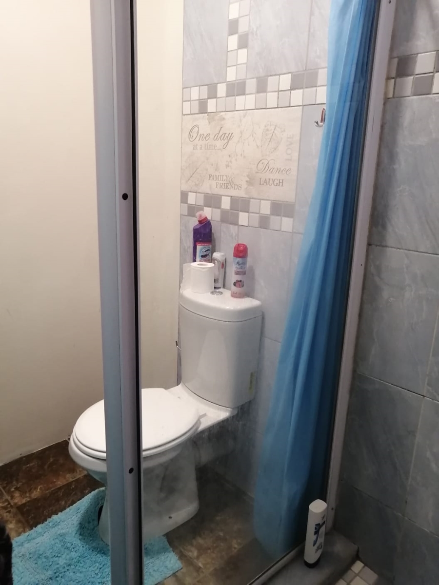 To Let 1 Bedroom Property for Rent in Eastleigh Ridge Gauteng