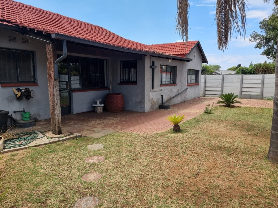 3 Bedroom Property for Sale in Mayberry Park Gauteng