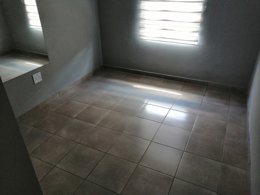 3 Bedroom Property for Sale in Groblerpark Gauteng