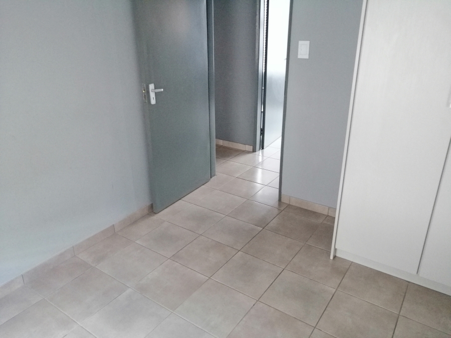 3 Bedroom Property for Sale in Groblerpark Gauteng