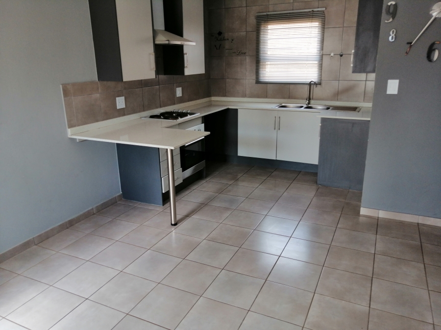 3 Bedroom Property for Sale in Groblerpark Gauteng