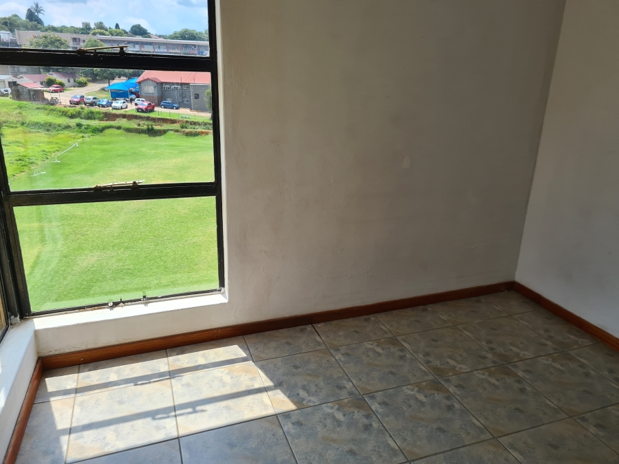 To Let 1 Bedroom Property for Rent in Discovery Gauteng