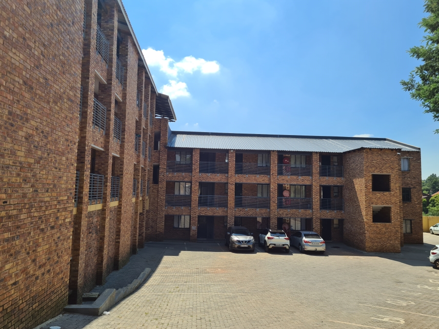 To Let 1 Bedroom Property for Rent in Discovery Gauteng