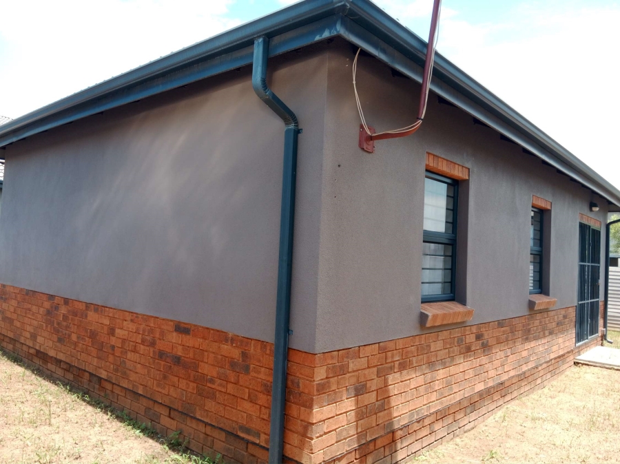 3 Bedroom Property for Sale in Andeon Gauteng