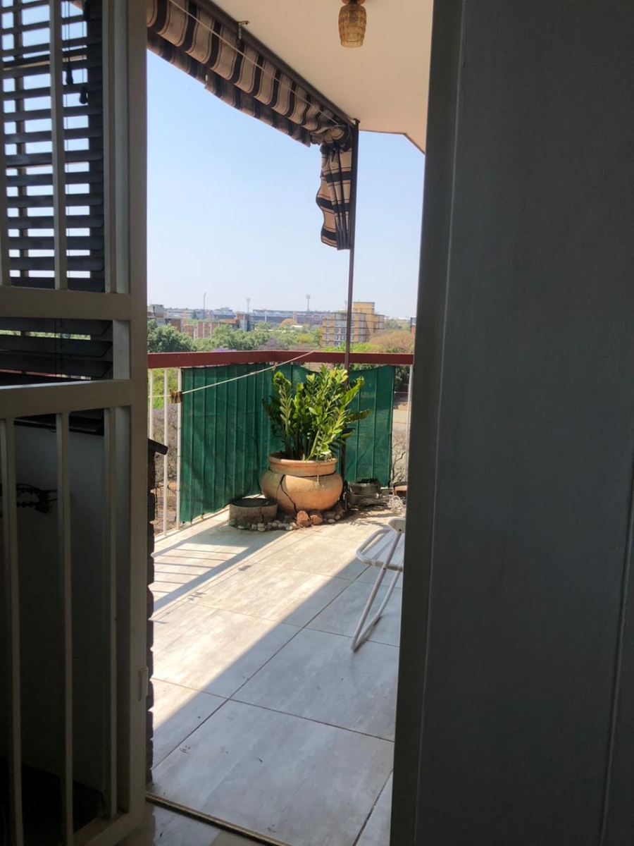 2 Bedroom Property for Sale in Sunnyside Gauteng