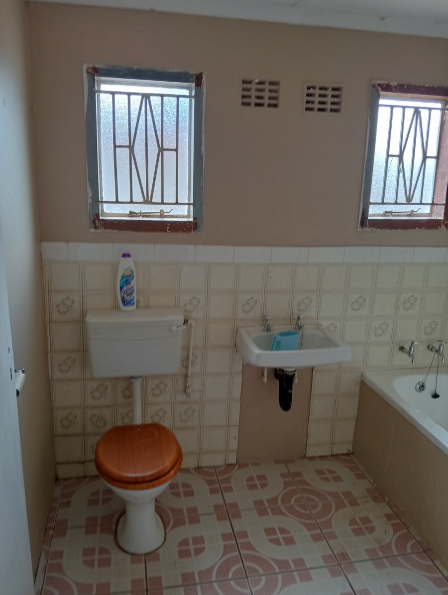 3 Bedroom Property for Sale in Lenasia Ext 13 Gauteng