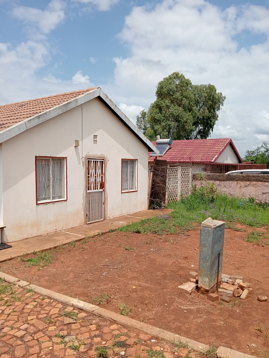 3 Bedroom Property for Sale in Lenasia Ext 13 Gauteng